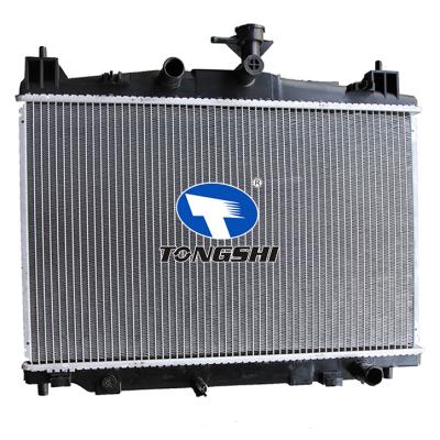 适用于马自达 2 1.5L I4 11-14 MT散热器