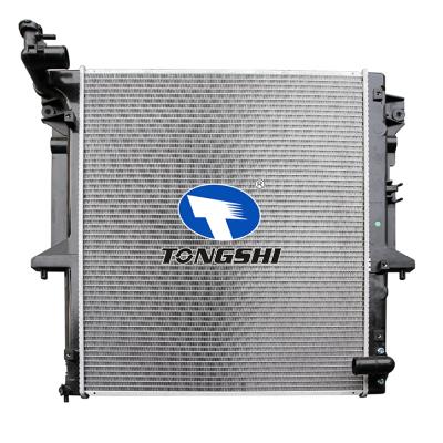 适用于三菱TRITON/L200 2.4T 15- MT散热器 