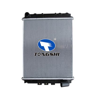 适用于尼桑 VAN 2.4L E24'86-89 MT 散热器