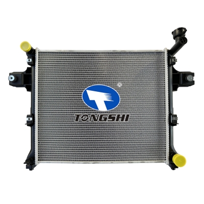 适用于  COMMANDER BASE V6 3.7L 06-07 MT  散热器