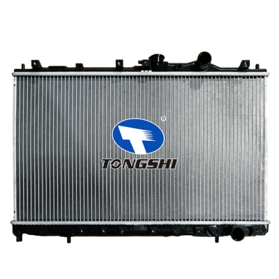 适用于三菱 SPACE WAGON/CHARIOT 散热器 