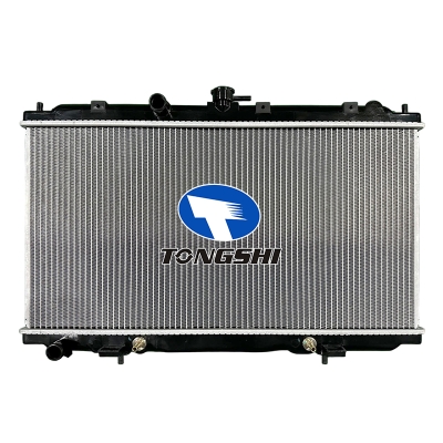 适用于日产ALMERA N16 1.8i16V 00- AT 散热器